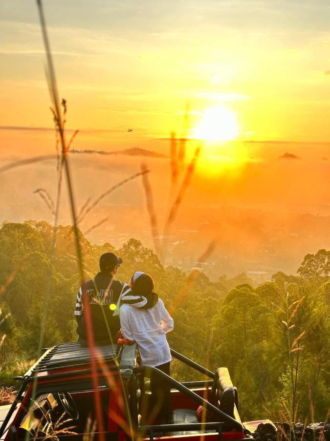 Batur Pyramid Guesthouse Kintamani Exteriör bild