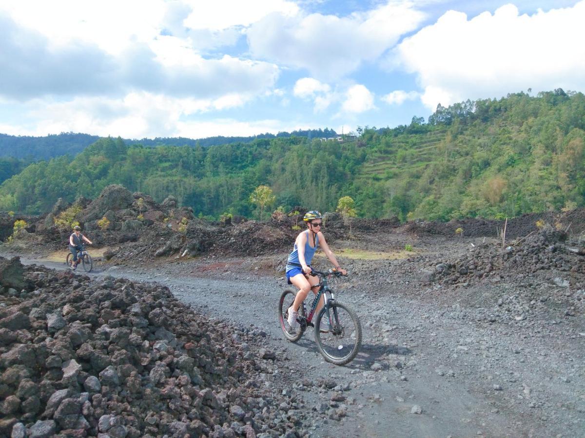 Batur Pyramid Guesthouse Kintamani Exteriör bild